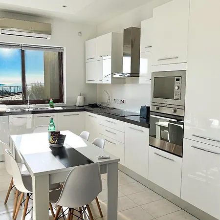 Fort Chambray Holiday Villas & Apartments Mgarr Extérieur photo