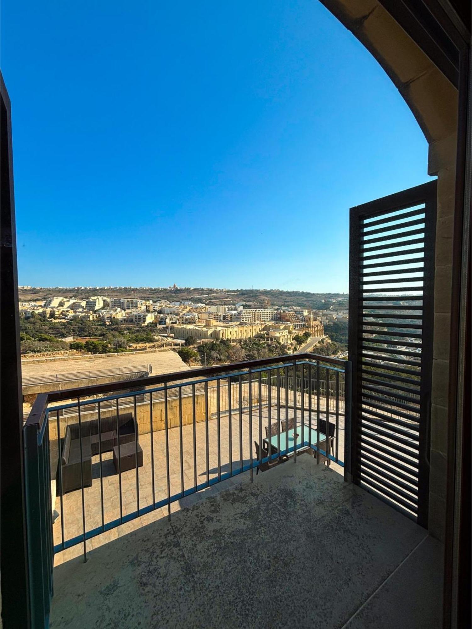 Villa Chambray & Mgarr